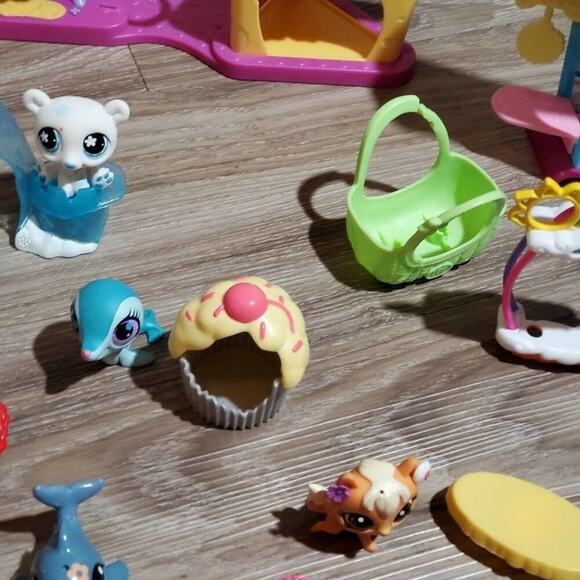 Littlest pet shop bundle lot polar bears whale octopus - Picture 13 of 16